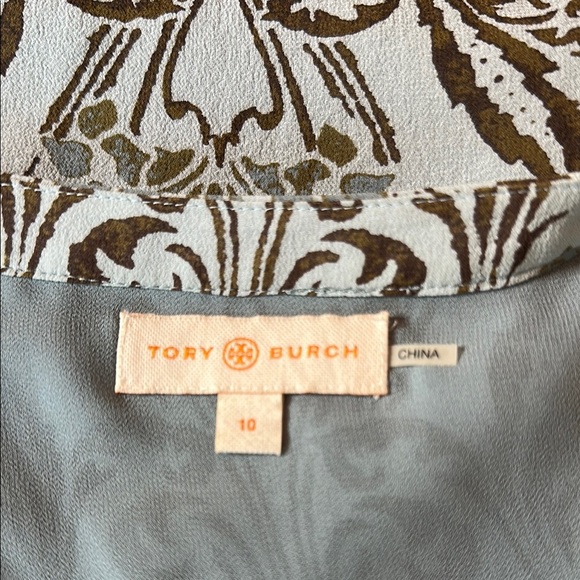 Tory Burch Blue and White Sleeveless Blouse - Picture 2 of 6